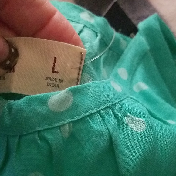 Hollister top NWT - Picture 3 of 4